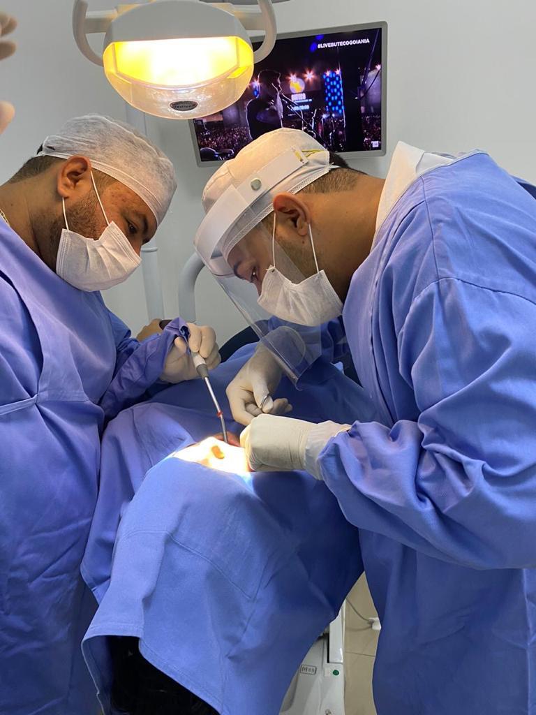 Rápido de contratar e fácil de usar